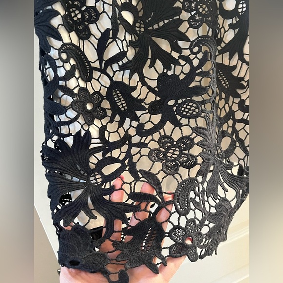 Banana Republic Black Embroidery Lined Dress Women’s Size 6 - Picture 5 of 12